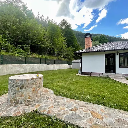Duboka Villa